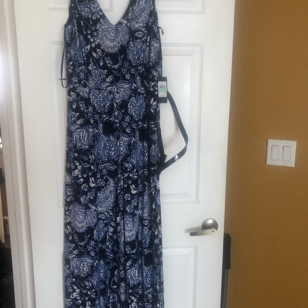 Tommy Hilfiger Navy and White Printed V‑Neck Jumpsuit